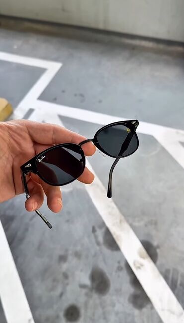 ачки: Gün eynəyi, Ray-Ban, Yeni