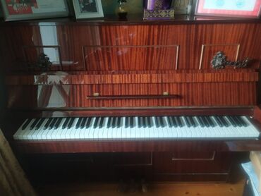 lalafo piano satışı: Işlək vəziyyətdə.il 1986