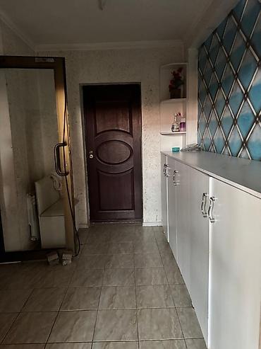 Дома: 250 м², 6 комнат, Арча-Бешик ж/м, Семейным — 6