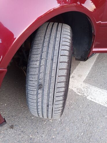 Volkswagen: Volkswagen Bora: 1.6 l | 1999 il Sedan — 12