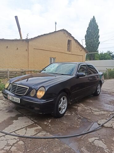 грузовой авто в кредит: Mercedes-Benz 200: 2000 г., 2 л, Механика, Бензин, Седан