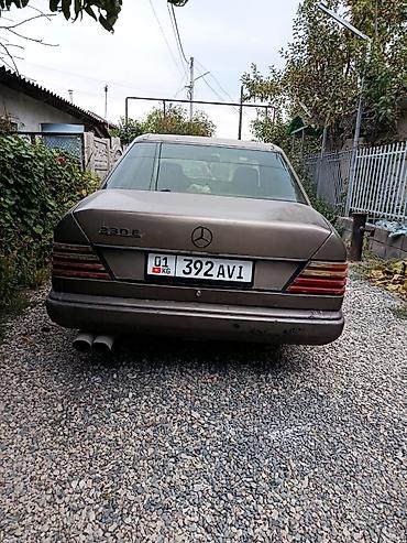 Mercedes-Benz W124: 1990 г., 2 л, Кол менен иштөөчү, Бензин, Седан