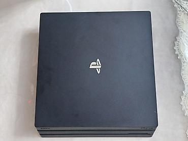Видеоигры и приставки: PlayStation 4 Pro (PS4 Pro) oyun konsolu Paketə daxildir: - PS4 Pro — 3