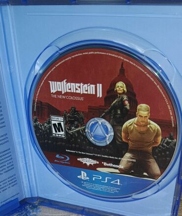 PS4 (Sony PlayStation 4): Футбол 2 диска за 500с. Wolfenstein 2 за 500с