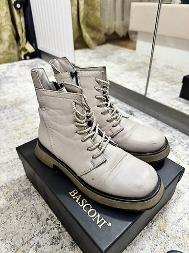 женские сапоги basconi: Женские кожаные ботинки BASCONI - Модель: шнуровка + боковая молния — 2
