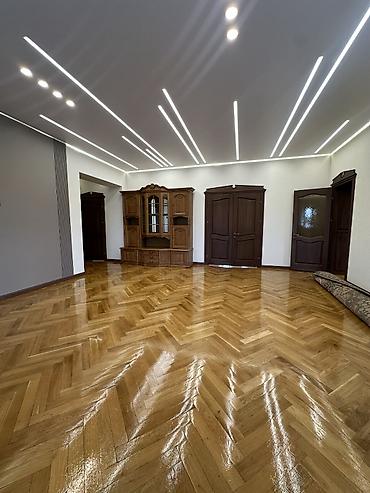 комната кызыл аскер: 🏡 Продается просторный 3-уровневый дом 📍 Кызыл-Аскер, ул. Казакова — 3