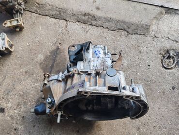 Auto delovi: Menjac pet brzina Lada 112. Polovno, ocuvano. Skinuto sa rastavljenog — 5