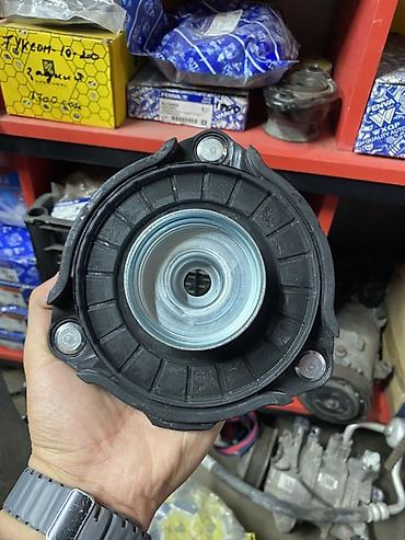 шаровой машины: Опора стойки амортизатора (Strut Mount) KORWHEEL - Каталожный номер — 1