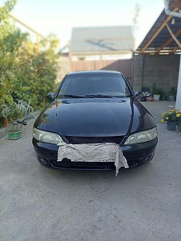 зил квадрат: Opel Vectra: 1997 г., 1.8 л, Механика, Бензин, Седан — 1