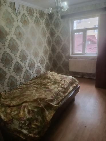 mehemmedi kiraye evler: Xırdalanda 7N li mektebden yuxarida Uğur marketin yanında 2-Otaqlı — 2