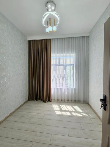 Həyət evləri və villaların satışı: Şüvəlan qəs. 4 otaqlı, 115 kv. m, Yeni təmirli — 15