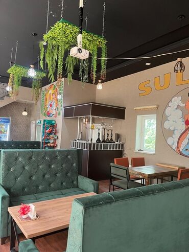 operator iş: Ofisiant tələb olunur, Kafe, Gündəlik ödəniş, 18-29 yaş, 1-2 illik təcrübə