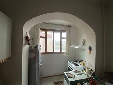 105: 3 комнаты, 80 м², 12 мкр 105 серия, 8 этаж — 9
