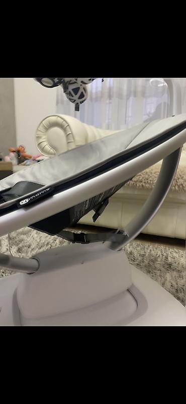 Njihalice: 4moms mamaRoo električna njihalica za bebe najnoviji model njihalice — 7