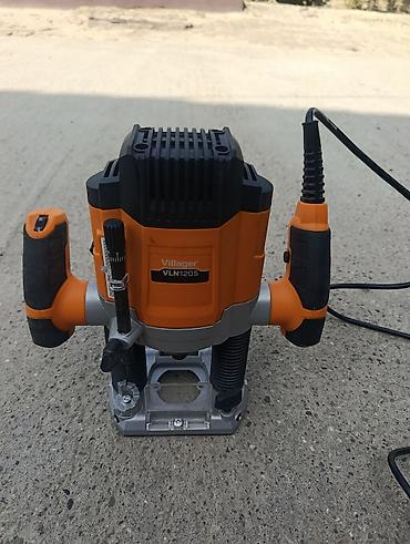 mini testera: Villager VLN1205 glodalica za drvo sa kompletom glodala - Električna — 2