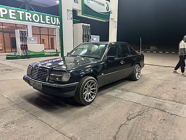 молдинги w210: Mercedes-Benz W124: 1992 г., 2 л, Механика, Бензин, Седан — 2