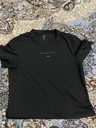 футболки лининг: Футболка M (EU 38), L (EU 40), цвет - Черный