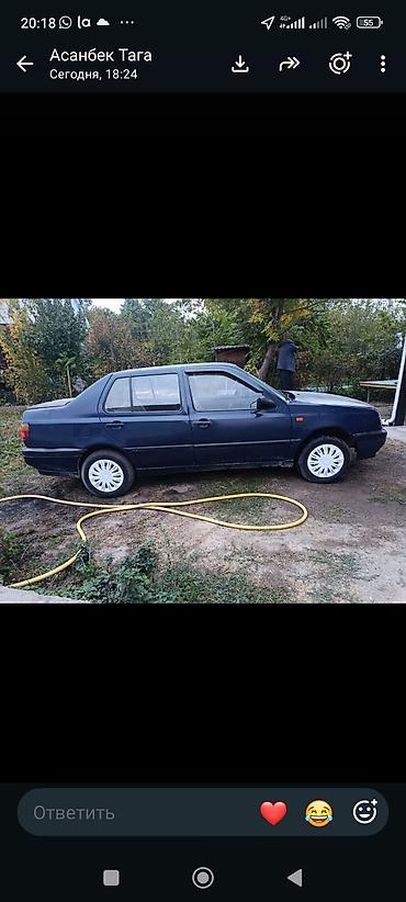 Volkswagen: Volkswagen Vento: 1992 г., 1.8 л, Механика, Бензин, Седан — 5