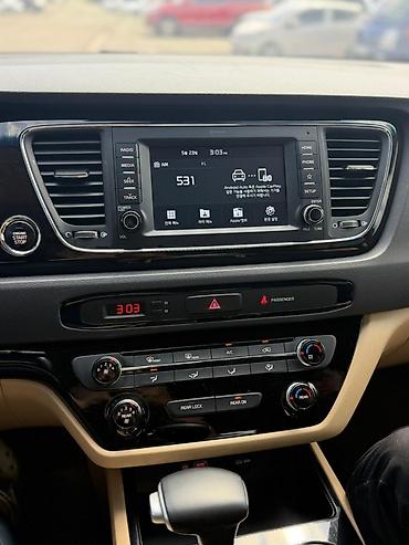 Транспорт: Kia Carnival: 2020 г., 2.2 л, Автомат, Дизель, Минивэн — 6
