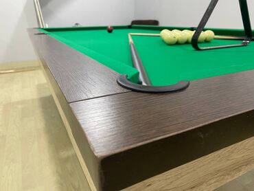 Bilyard masaları: - Rus bilyardı klassik stol. - Üzəri Mərmərdən dir. - Möhkəm — 8