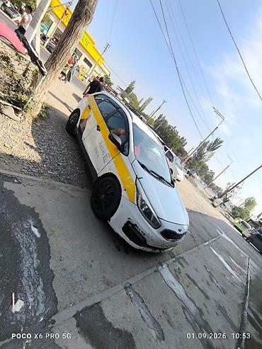 Kia Ceed: 2018 г., 1.6 л, Автомат, Бензин, Универсал