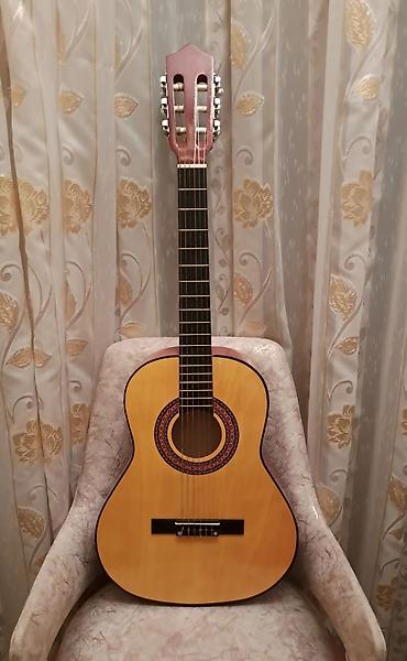 fender gitara: Klassik akustik gitara + çanta 3 ay istifadə olunub demək olarki heç — 2