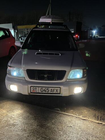 срочно горит авто: Subaru Forester: 2000 г., 2 л, Автомат, Газ, Универсал