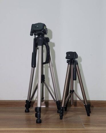 профессиональные штативы для видеокамер: Штативы Weifeng для фото и видео, в отличном состоянии, обслужены и