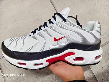 Ostalo: Jordan patike. Cena 3000 din — 8