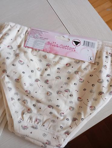 Ostali proizvodi za kuću: Predmet: Više sitnica za dom i hobi - Rolna bele tapete – reljefna — 58