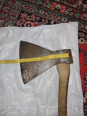 əl dreli: Geniş bıçaqlı dəmir baltanın satışı - Tip: Ağac doğrama/kəsim üçün əl — 1