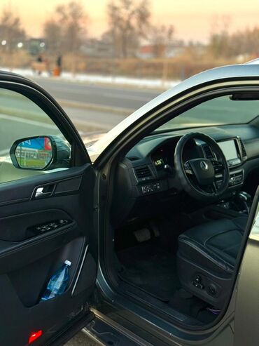 Другие автомобили: Внедорожник (5 дверей), цвет серый металлик. Основные особенности: - — 24