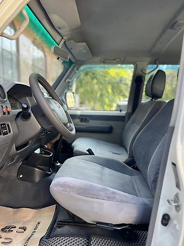 lend cruizer: Toyota Land Cruiser: 2014 г., 4.2 л, Механика, Дизель, Внедорожник — 6