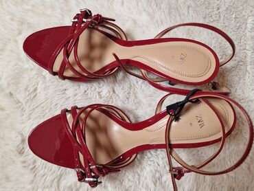 david jones torbe niš: Sandals, Zara, 37