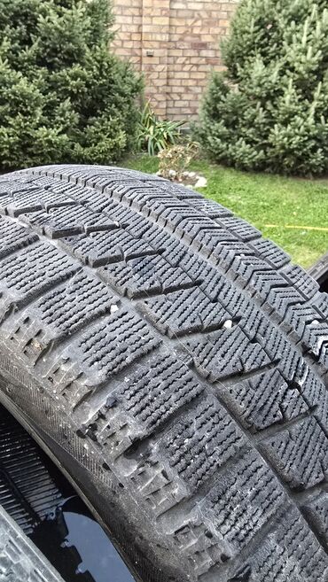 авто для охоты: Шиналар 215 / 50 / R 17, Кыш, Колдонулган, Жуп, Жеңил унаалар, Жапония, Bridgestone