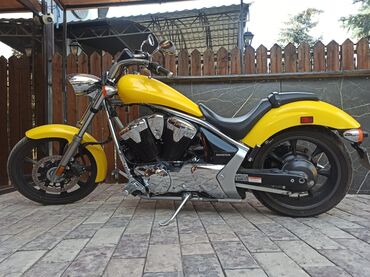 чопер мото: Honda Fury VT1300 CXA 2022г.в • Мотоцикл в стиле чоппер, известный
