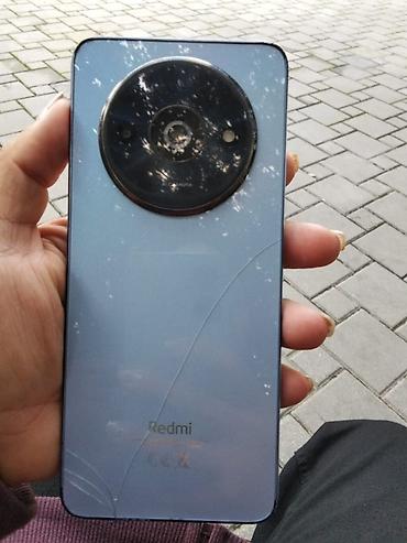 Redmi smartfon - Geniş ekranlı, damla-notch ön kamera dizaynı - Arxa