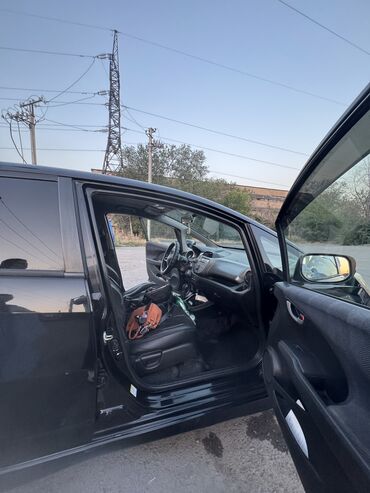 Honda: Honda Fit: 2010 г., 1.5 л, Автомат, Бензин, Хэтчбэк — 7