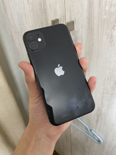 Apple iPhone: IPhone 11, Б/у, 128 ГБ, Черный, Чехол, 69 %