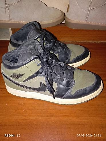 krossovka: Rəng - Yaşıl Krossovkalar, Nike, Ölçü: 37, Uniseks — 2