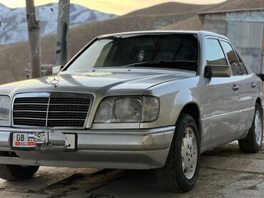 двигатель мерседес 124: Mercedes-Benz 220: 1993 г., 2.2 л, Механика, Бензин, Седан