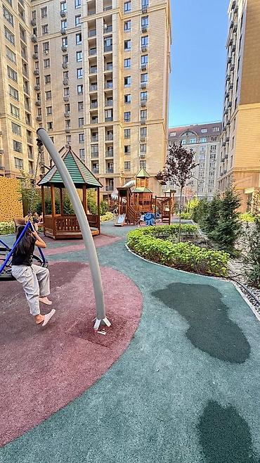 red centr: 3 комнаты, 78 м², ул. Чынгыз Айтматова Элитка, 6 этаж, Евроремонт — 3