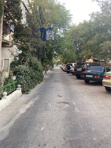 Köhnə tikili: Bakı, 3 otaqlı, Köhnə tikili, m. Həzi Aslanov, 80 kv. m -da lalafo.az — 10 Köhnə tikili: Bakı, 3 otaqlı, Köhnə tikili, m. Həzi Aslanov, 80 kv. m — 10