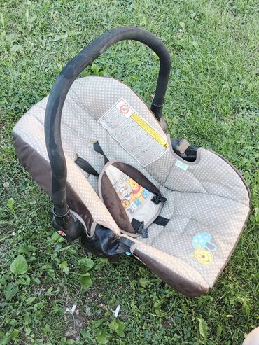32 oglasa | lalafo.rs: Prodajem nosiljku za bebe maksimalno ocuvana kao sto se vidi oprala