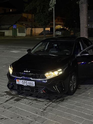 Kia K3: 2022 г., 1.6 л, Вариатор, Бензин, Седан