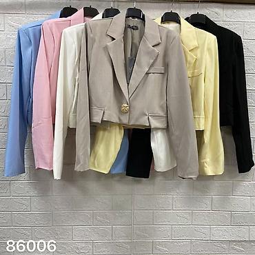 Kompleti: 💫Ženski komplet – kratki sako i široke pantalone
2500 din — 10