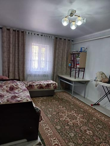 Продажа коттеджей и домов: СРОЧНО ПРОДАЮ ДОМ! Характеристики и планировка: - Длинный светлый — 3