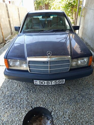 maşın al: Mercedes-Benz 190: 1.8 l | 1991 il Sedan