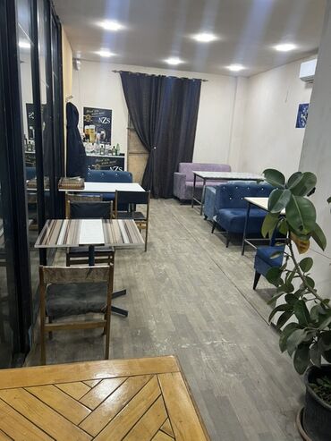 Restoran, kafelər: İcarəyə verilir – vitrinli obyekt - Təyinat: kiçik yeməkxana və ya — 9