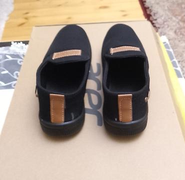 Uşaq dünyası: Gəncədə Təzə Yeni Vəziyyətdə Kişi Üçü Qara rəngdə “APAME Best Fashion” — 3